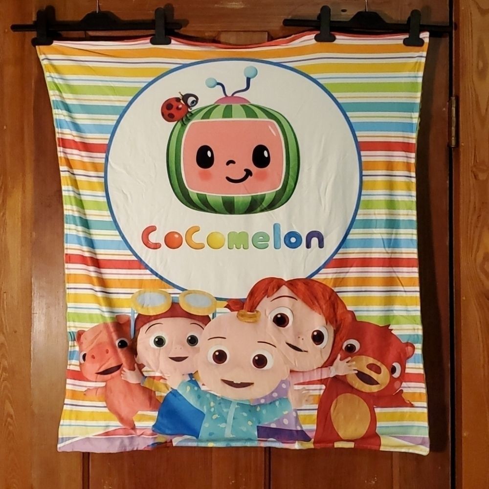 NEW COCOMELON MINKY BLANKET